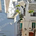 Da Concavo E Convesso 4* Locorotondo