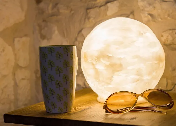 Da Concavo E Convesso Frühstückspension